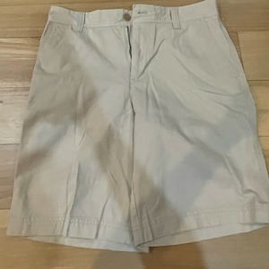 Izod Men’s Khaki Shorts